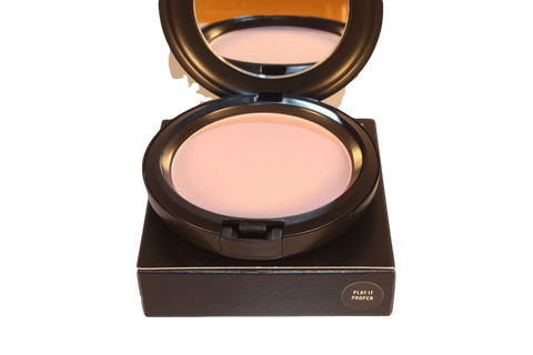 MAC Beauty Powder (Play It Proper)